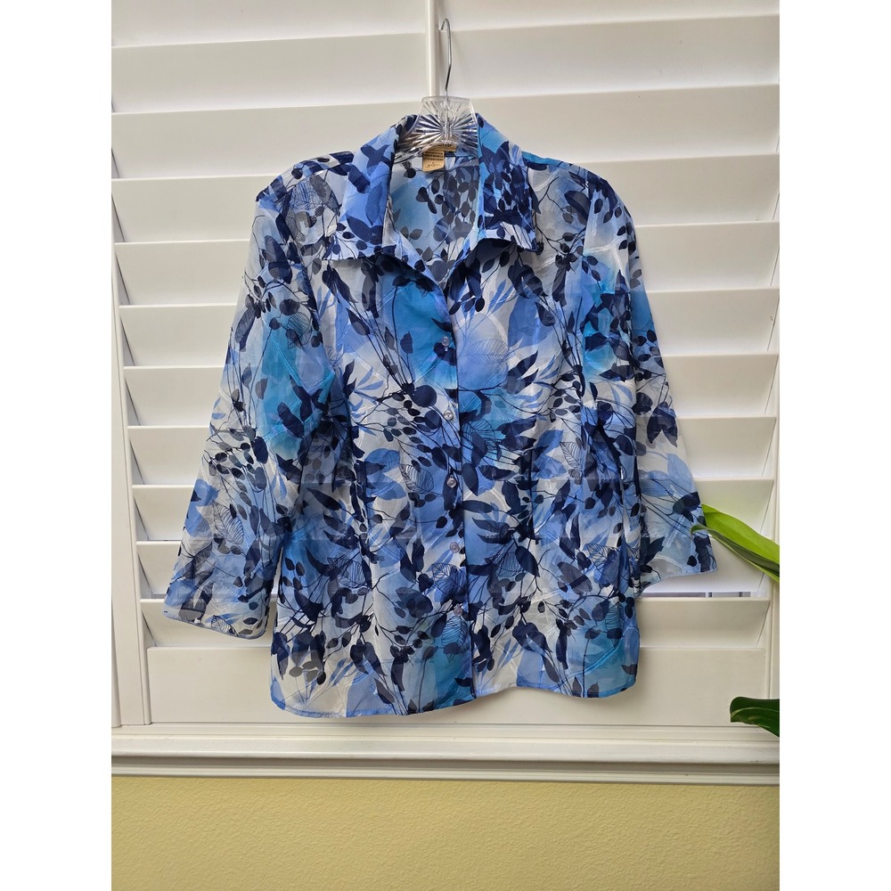 Notations Blue Floral Button Up Top Large